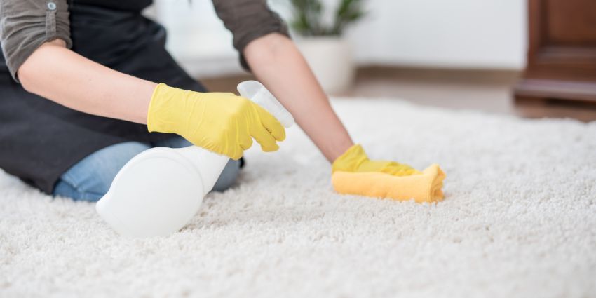 Reducing carpet cleaning chemical waste with inventory tracking software