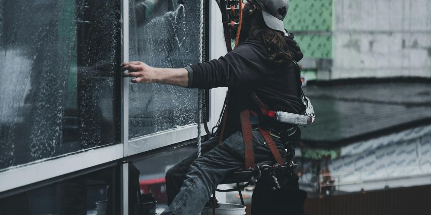 Scheduling high-rise safety inspections with verified check-ins and photo proof